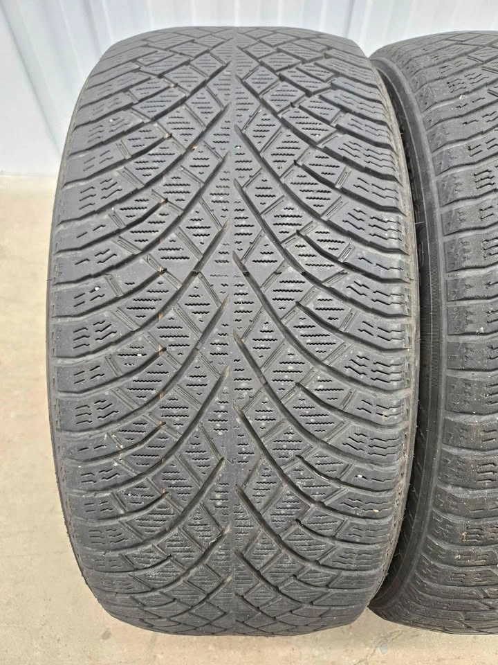 Two Winter Tires 235/45R18 - photo 4