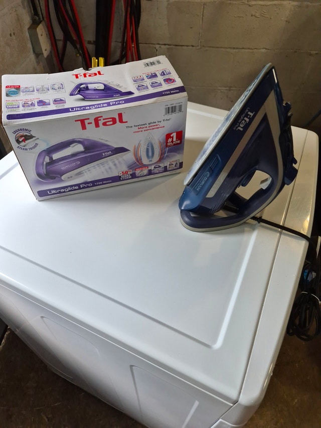 T-fal IRON Durilium purple ultraglide PRO 1700 watts