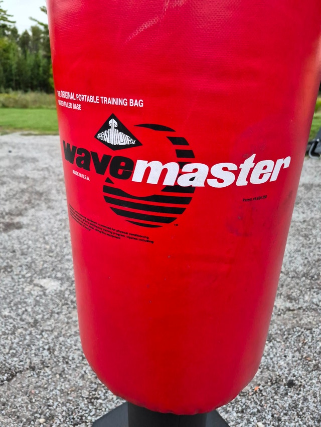 Punching bag wave master century USA water base - photo 2