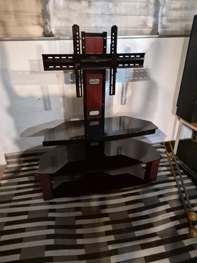 TV stand glass entertainment unit wood 42'' wide - photo 2
