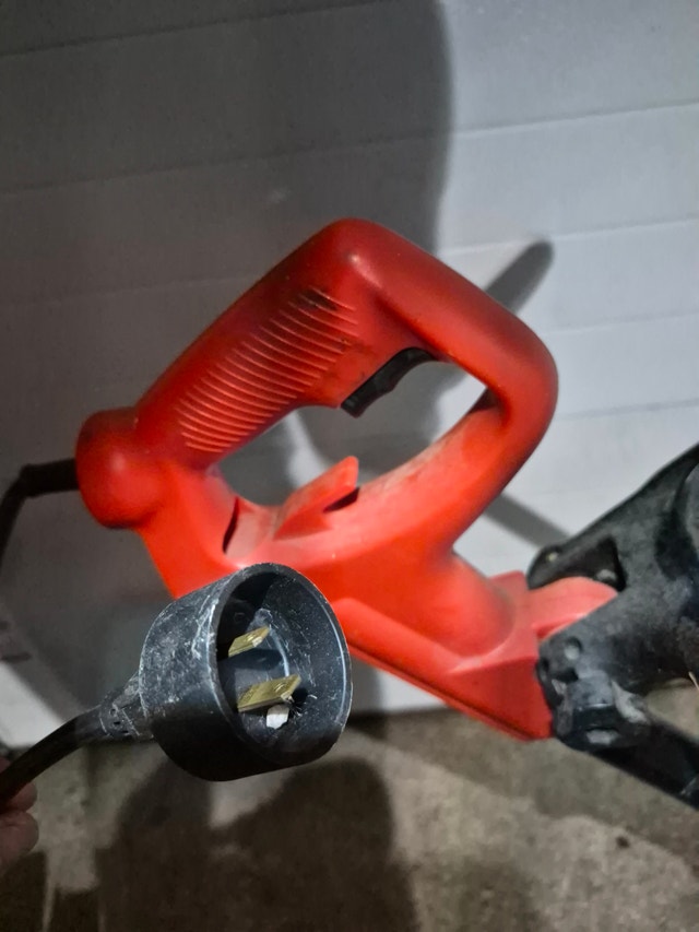 Black and Decker 2-in-1 Landscape Edger - photo 3