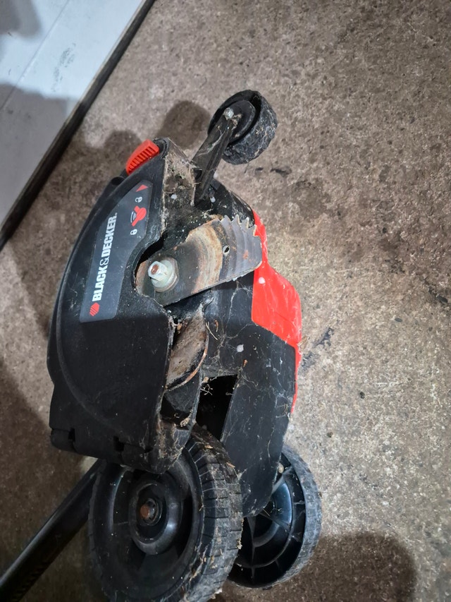 Black and Decker 2-in-1 Landscape Edger - photo 4