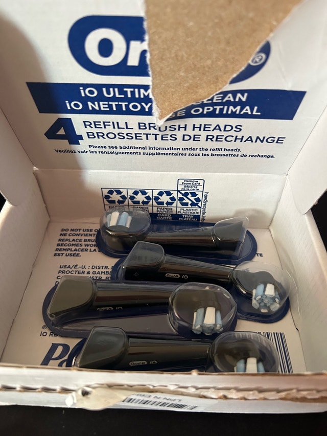 Oral-B iO Ultimate Clean Refill Brush Heads