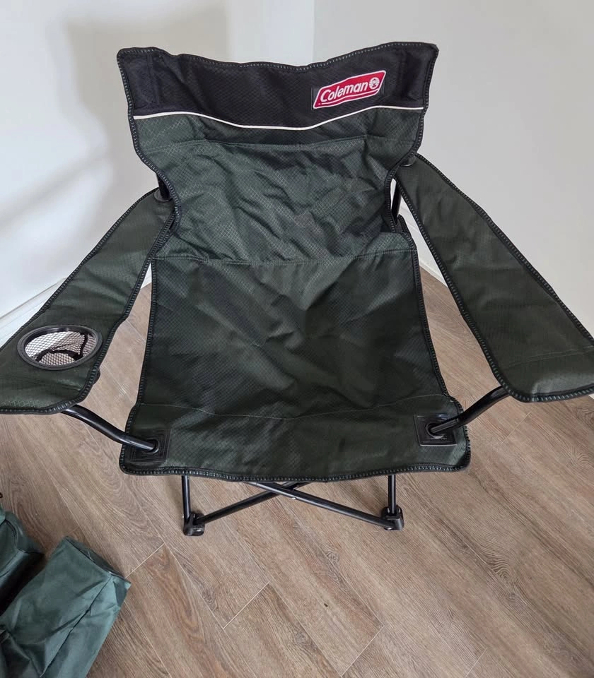 4 Coleman XL Quad Camping Chairs – Excellent Condition - photo 2