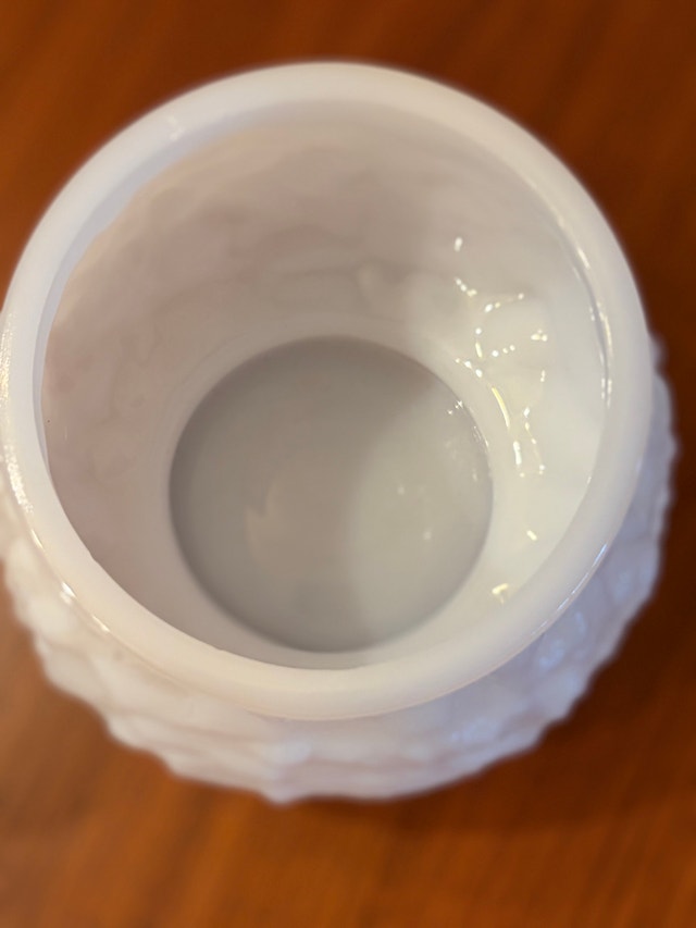 Vintage Milk Glass Bowl - photo 2