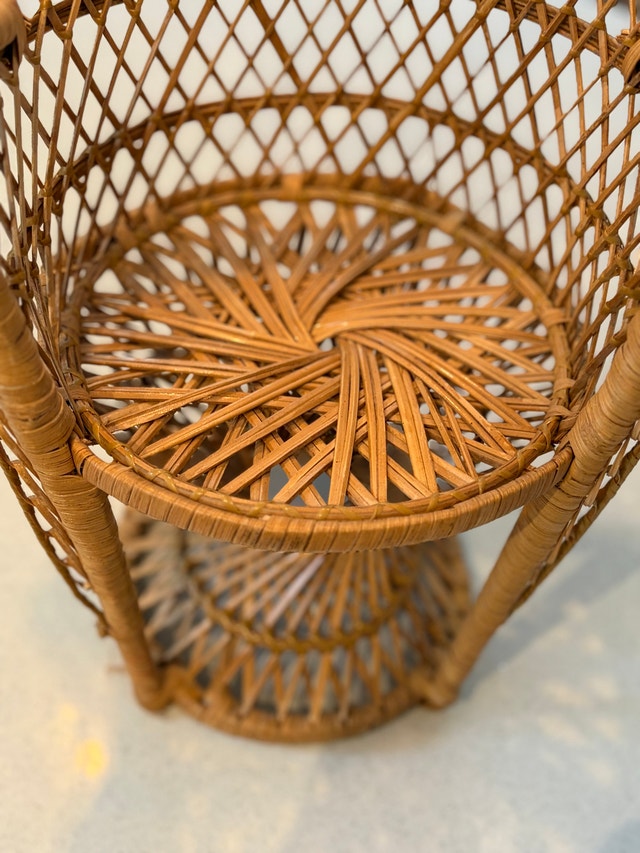 Miniature Peacock Chair - photo 2