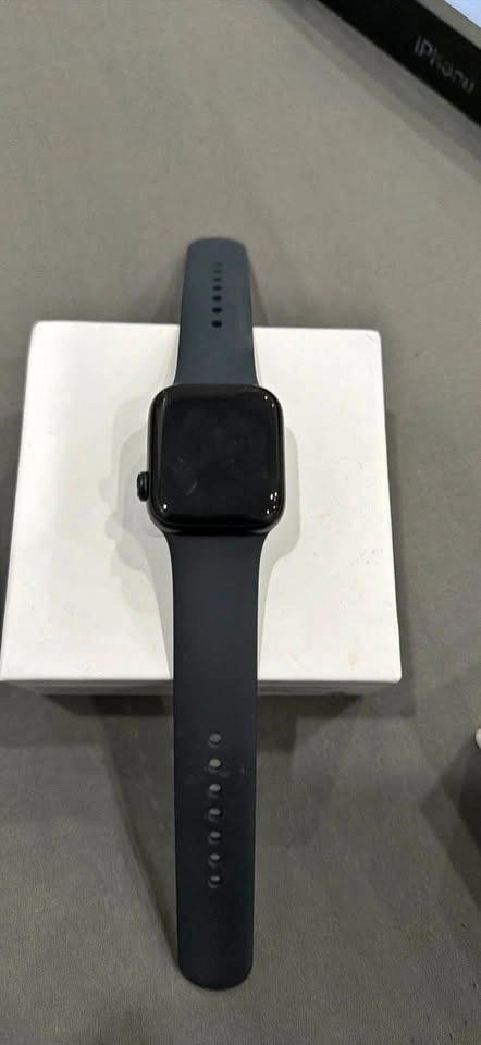 apple watch se 40mm aluminum