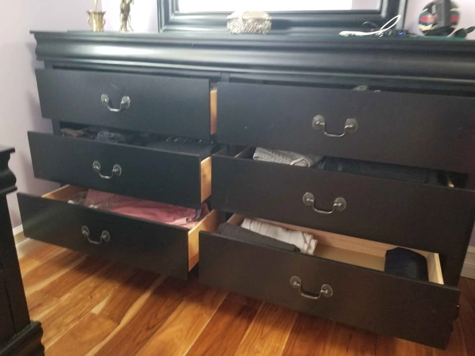 6-drawer dresser with large mirror - photo 3