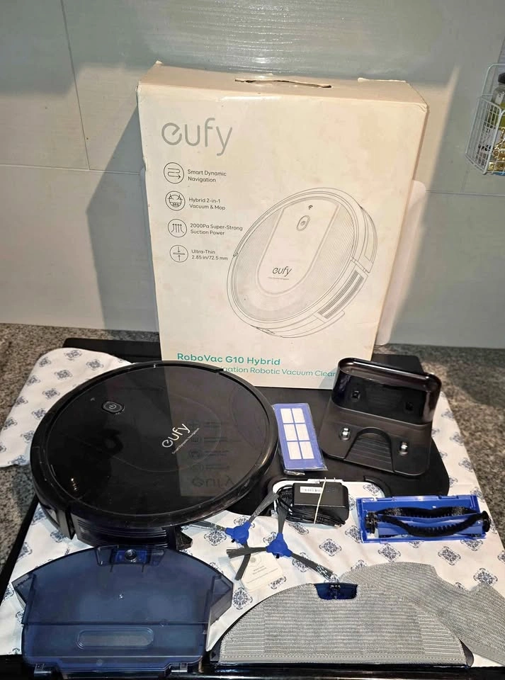 eufy RoboVac G10 Hybrid Robot Vacuum & Mop (Needs Battery)