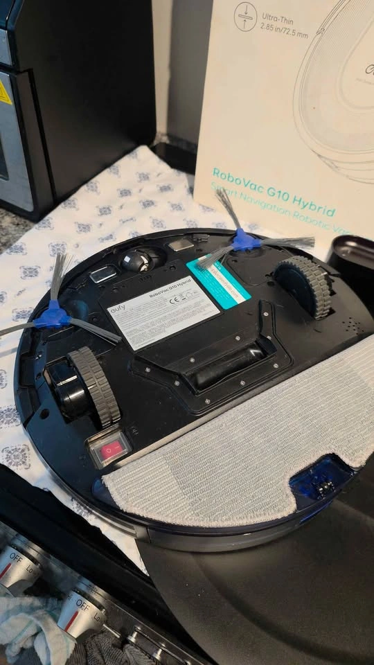 eufy RoboVac G10 Hybrid Robot Vacuum & Mop (Needs Battery) - photo 5
