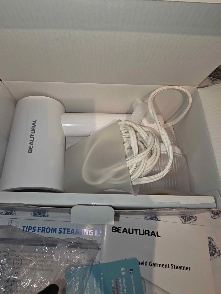 BEAUTURAL Handheld Garment Steamer – Barely Used – With Original - photo 3