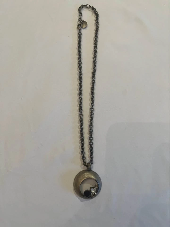 Antiqued Silver-Tone Circular Pendant Necklace - photo 5