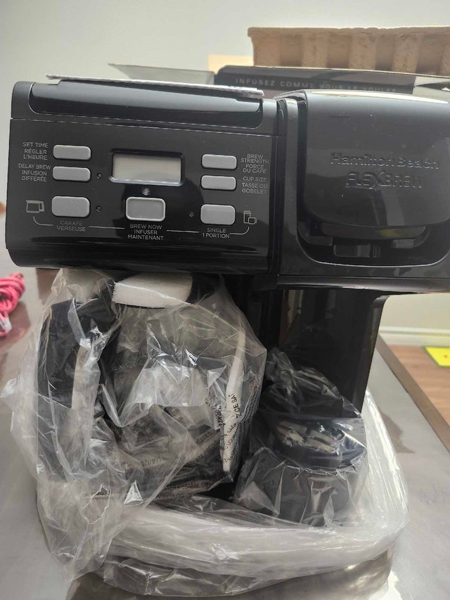 Hamilton Beach FlexBrew Trio Coffee Maker - photo 2