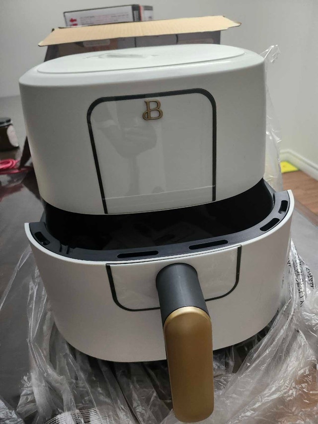 Beautiful Digital Air Fryer 6qt - photo 2