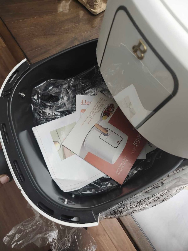 Beautiful Digital Air Fryer 6qt - photo 3