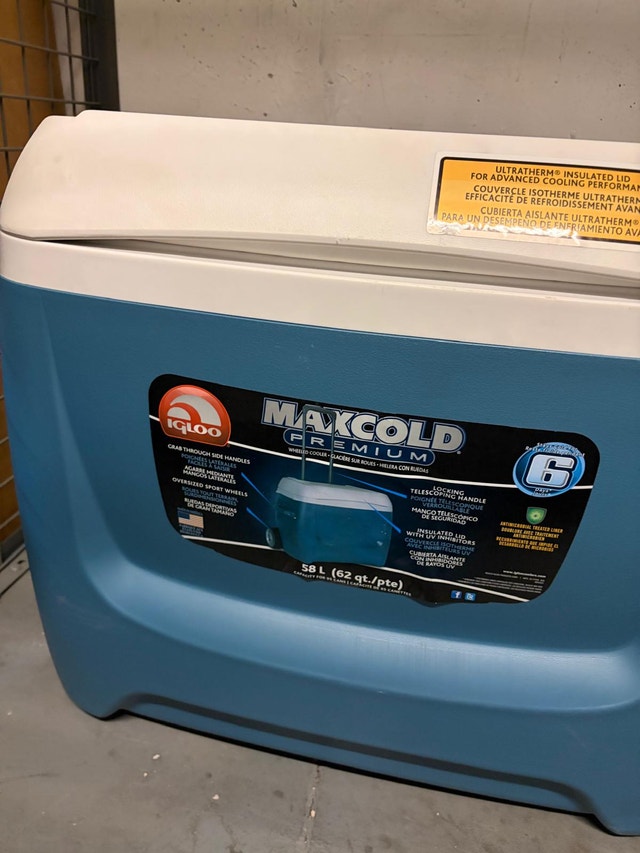 Igloo big wheeled cooler - photo 2