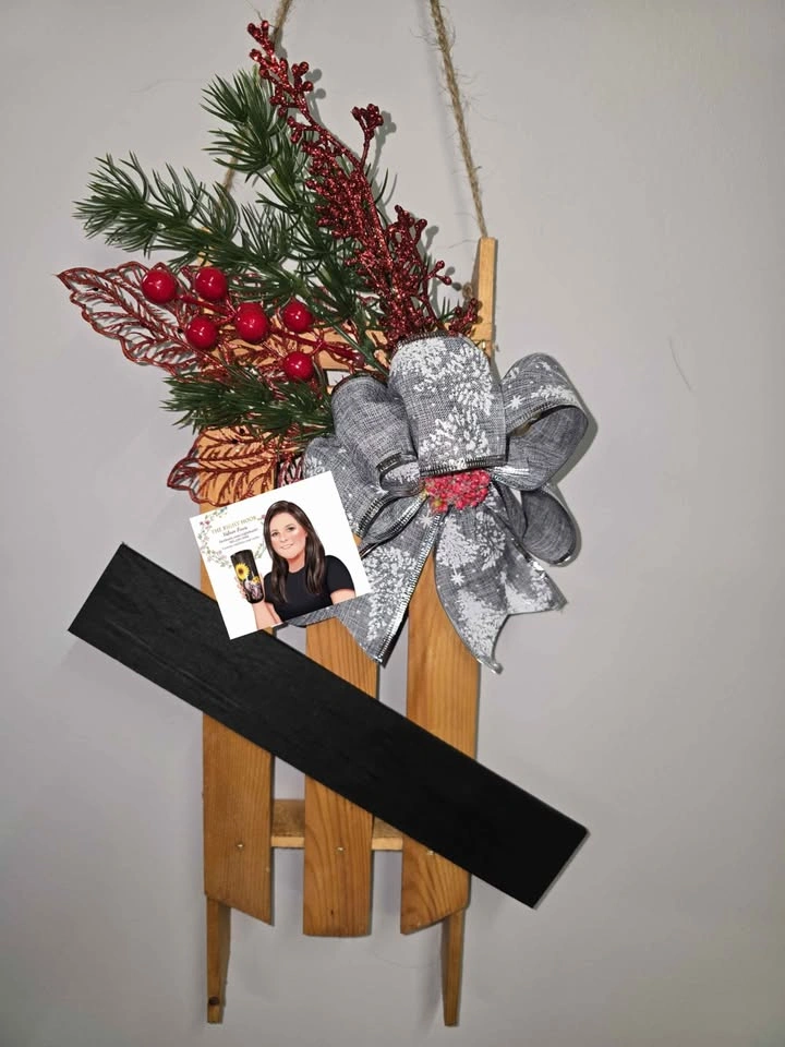 Decorative sleds