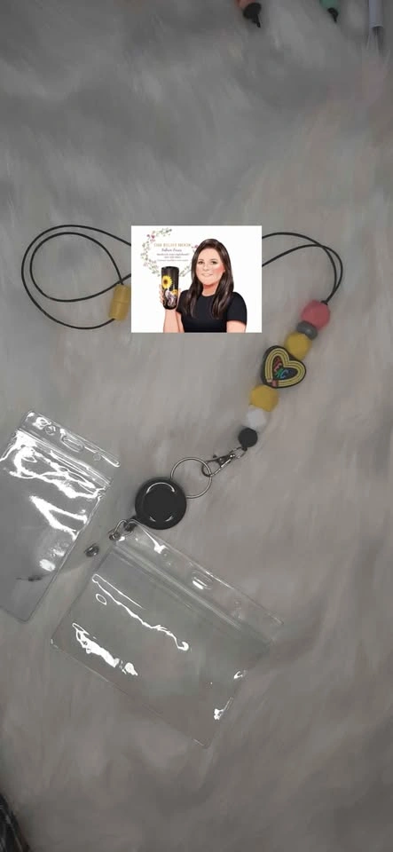 Beaded lanyards with badge reels and clear ID holder - photo 4