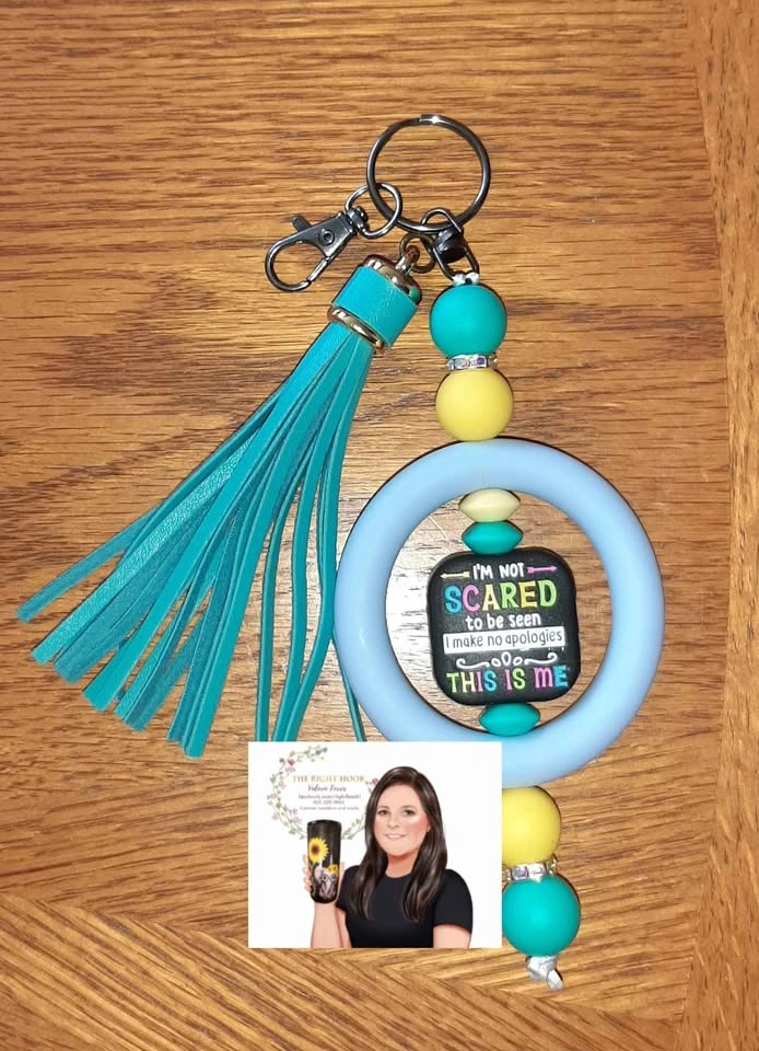 Assorted beaded keychains - photo 2