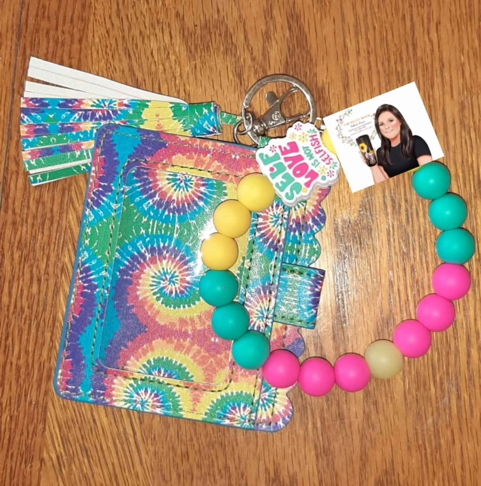 Wristlet keychain with slim wallet card holder