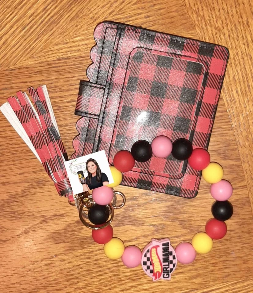 Wristlet keychain with slim wallet card holder - photo 2