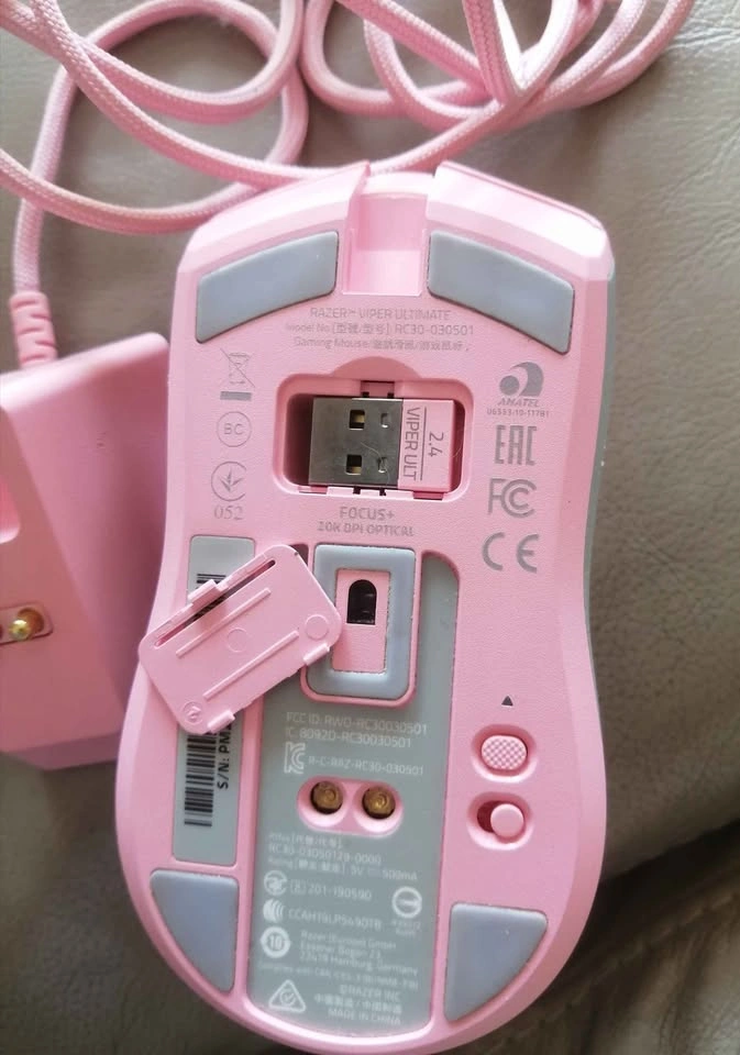 Razer Viper Ultimate Quartz Pink Wireless Gaming Mouse - photo 3