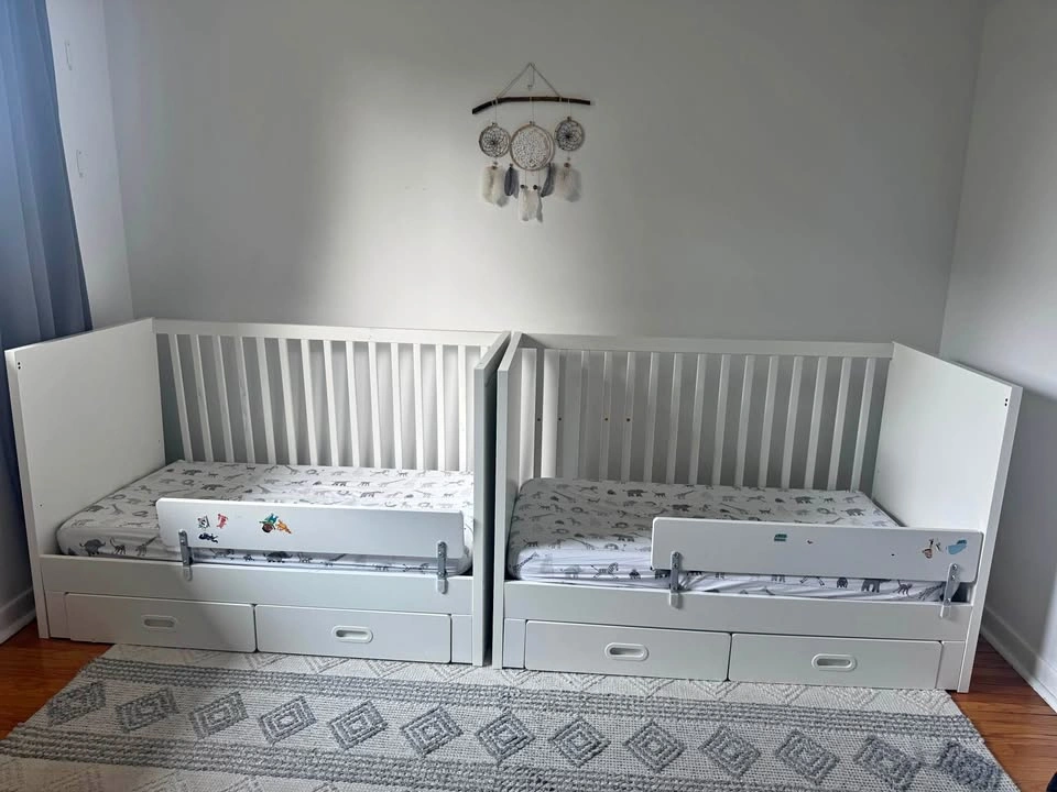 TWINS IKEA STUVA Convertible Crib / Toddler Bed with Drawers