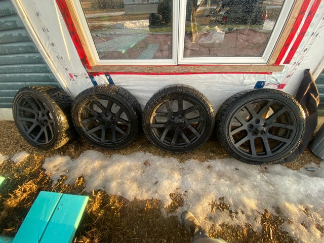 dodge ram 22” low profile tires - photo 2