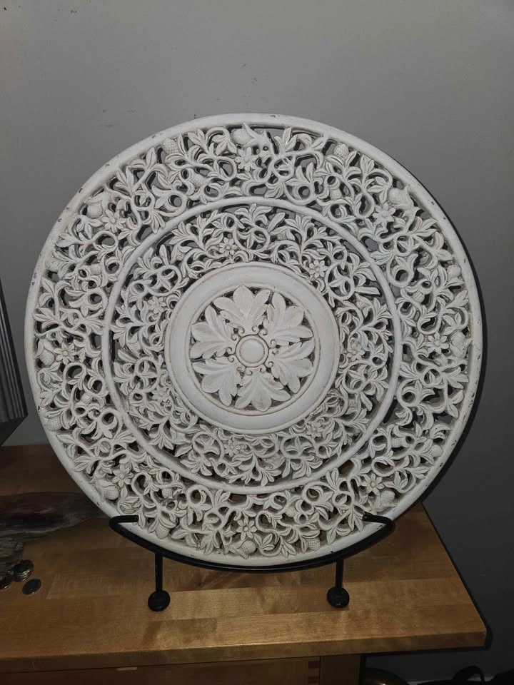 Large 21" Carved Wall Medallion w/ Stand & 18" Teal Bowl - photo 2