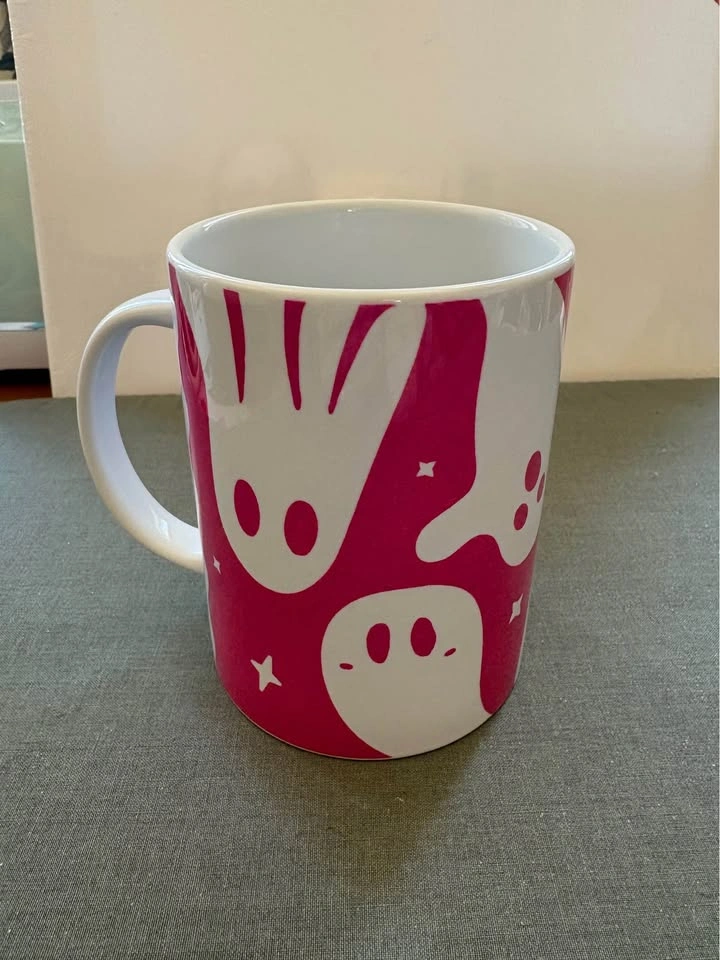 Halloween pink mug with ghosts 15 oz