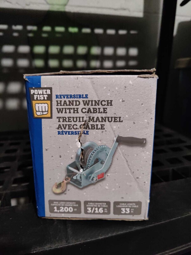 Power Fist 1,200 lb Reversible Hand Winch – New in Box - photo 2