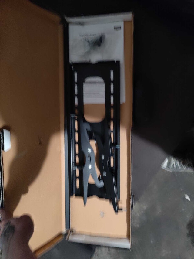 Real Mounts TV Wall Mount — 32"–65" - photo 2