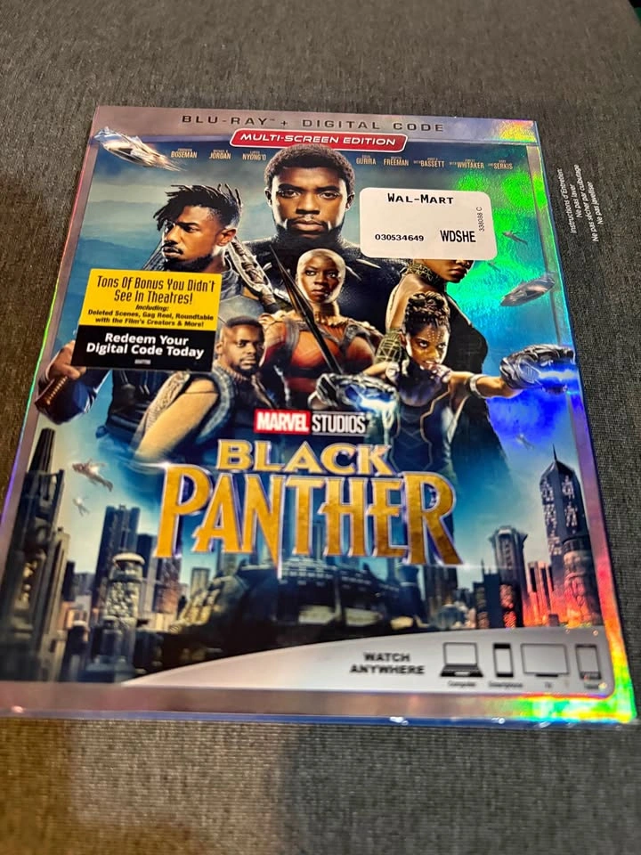 The black panther blu-ray (sealed)