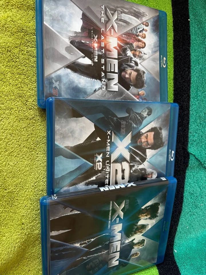 X-men trilogy blu-ray + digital copy box set - photo 3