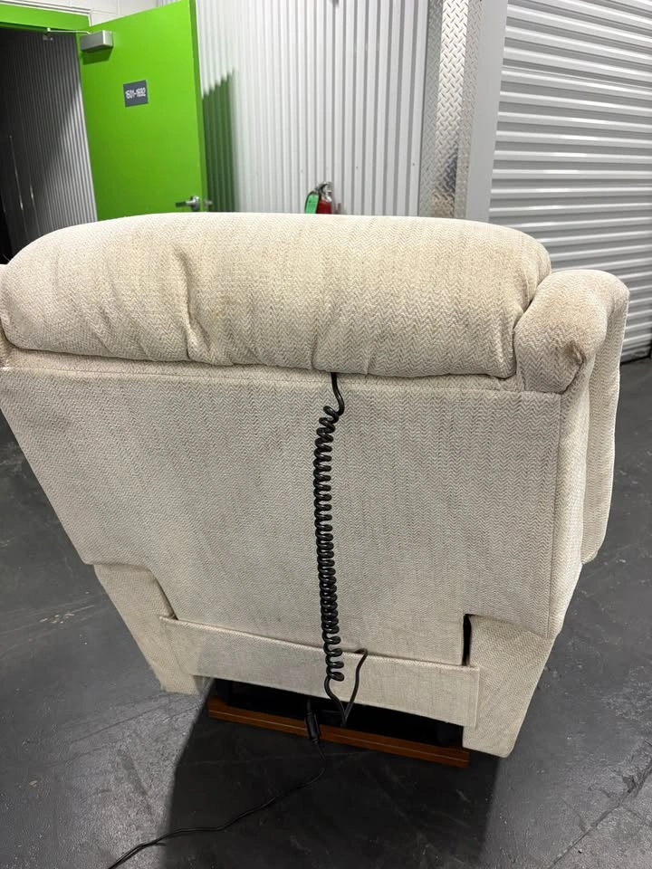 Cream Power Recliner – Delivery Available - photo 2