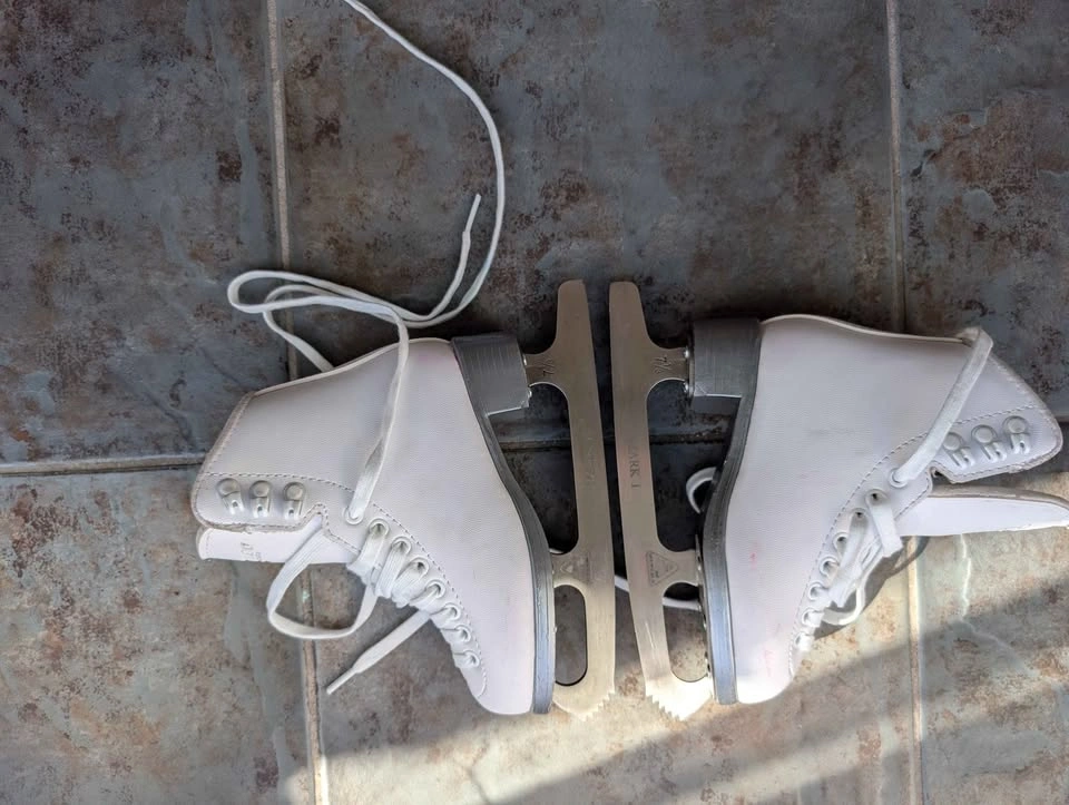 Jackson Cameo 200 Figure Skates with Ultima Mark I Blades - photo 3