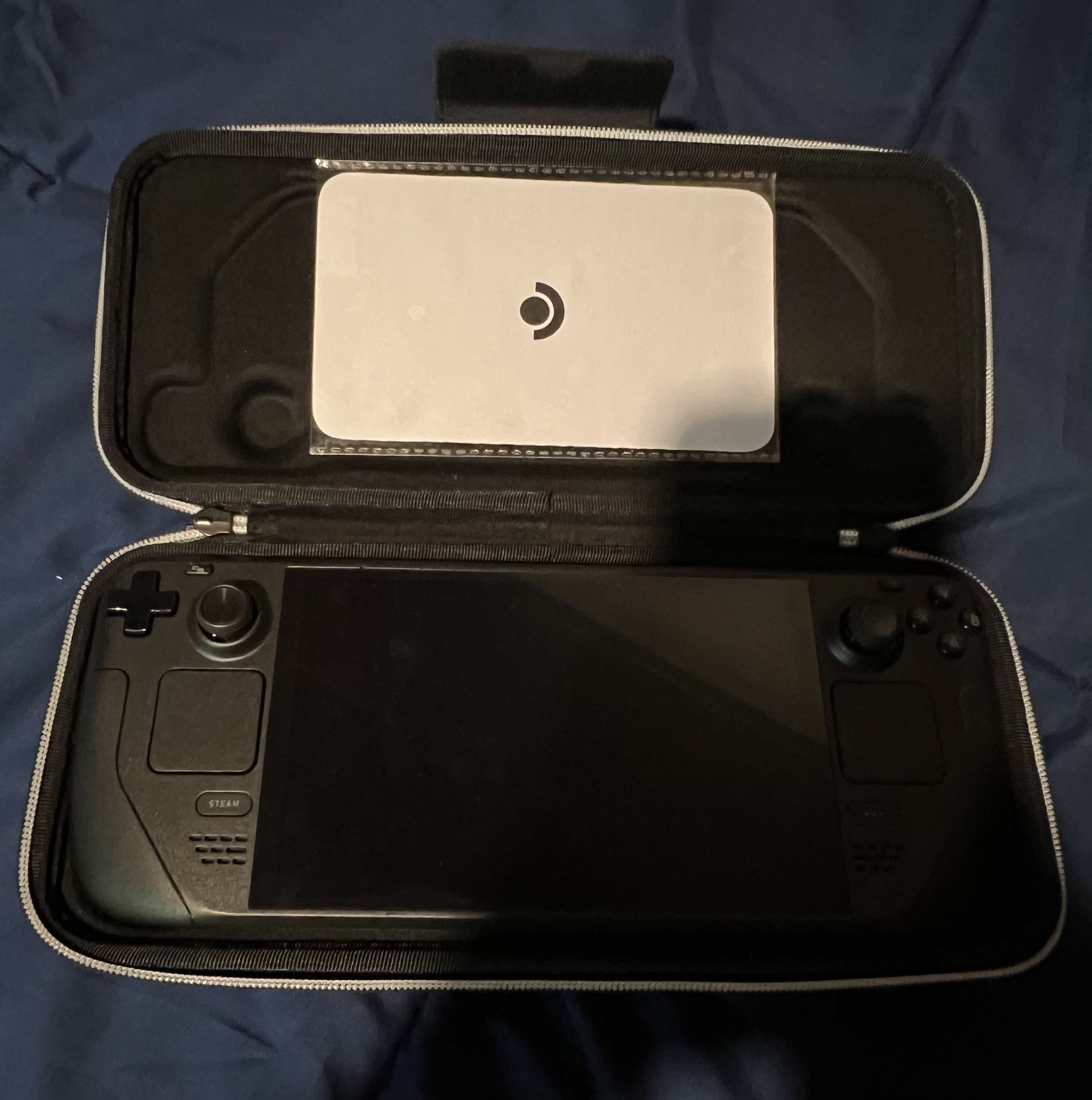 Steam Deck OLED 1TB – Like New, Barely Used (w/ Case & Charger)