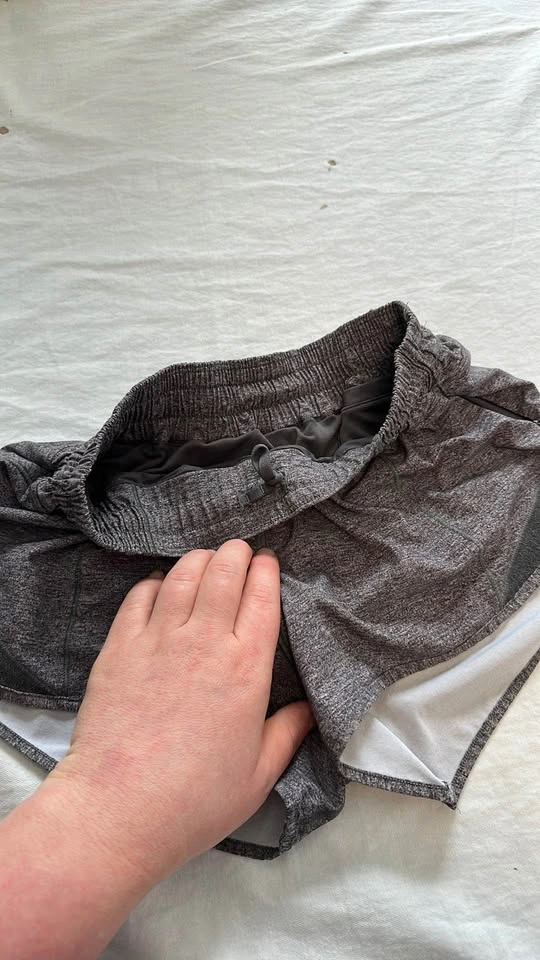 Lululemon Gray Women's Athletic Shorts - photo 4
