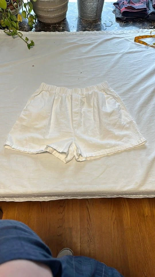 Harlow Women's White Shorts