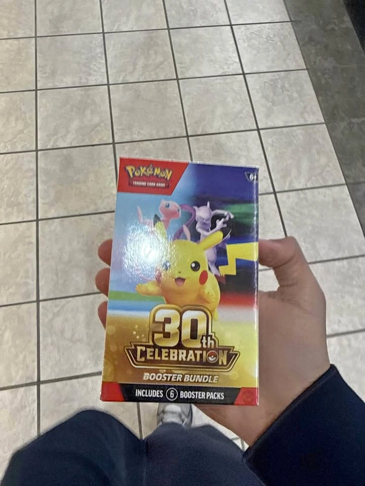 Pokemon 30th anniversary booster bundle