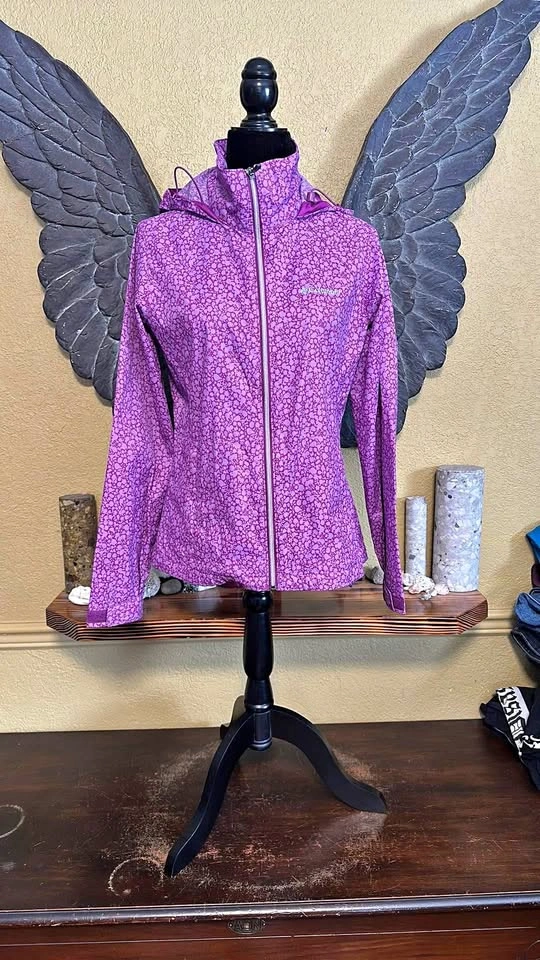 Columbia Women's Pink Switchback Rain Jacket