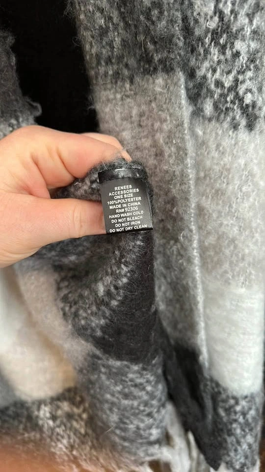 Black and White Checkered Giant Soft Scarf - photo 3