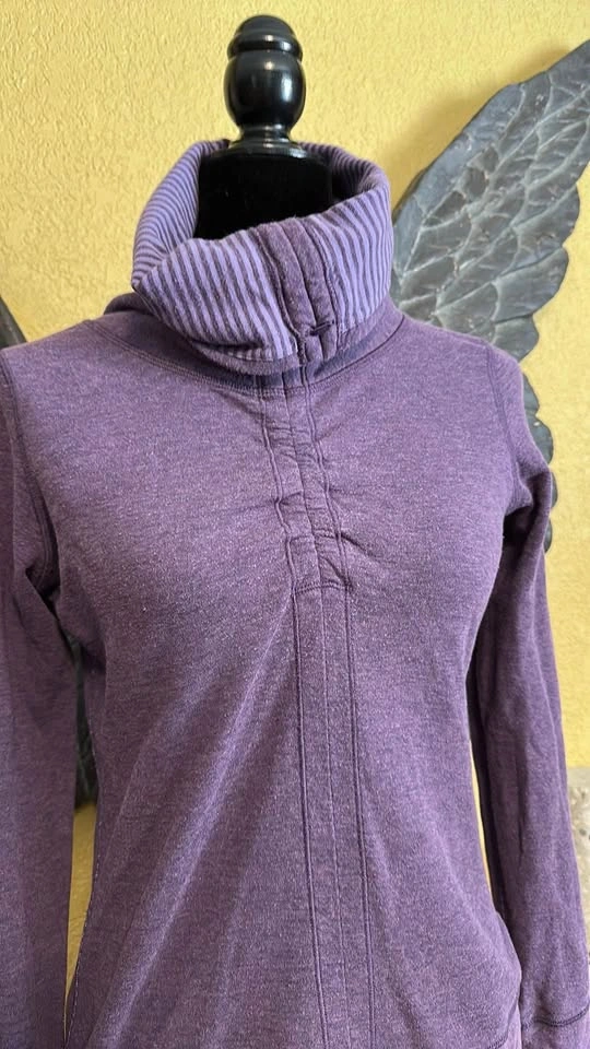 Lululemon Purple Reversible Cowl Neck Sweater - photo 3