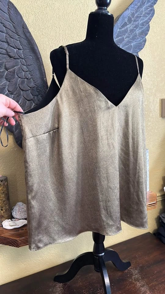 A MTL 1980 Gold Metallic Camisole Top - photo 2
