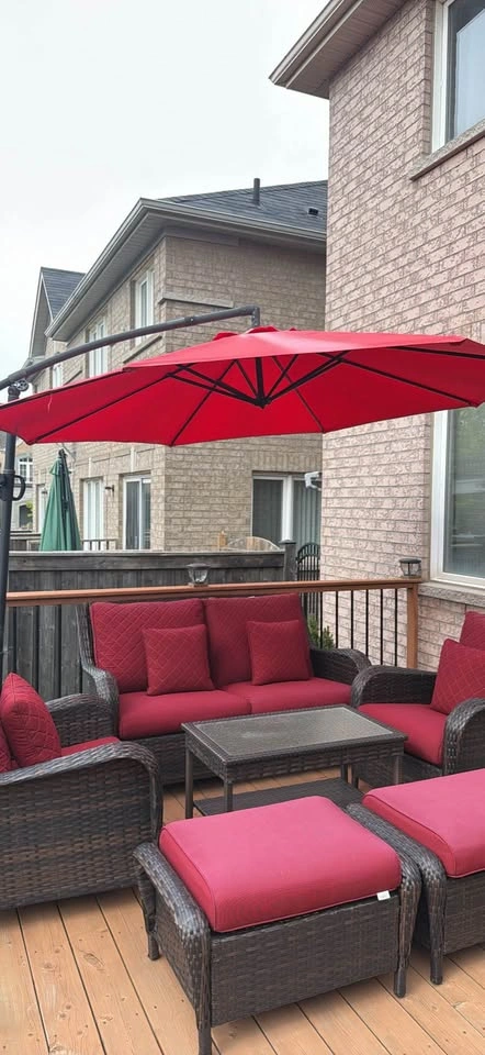 Moving sale! Complete Patio set with umbrella - photo 2