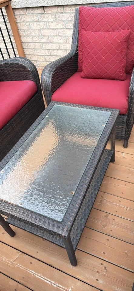 Moving sale! Complete Patio set with umbrella - photo 5