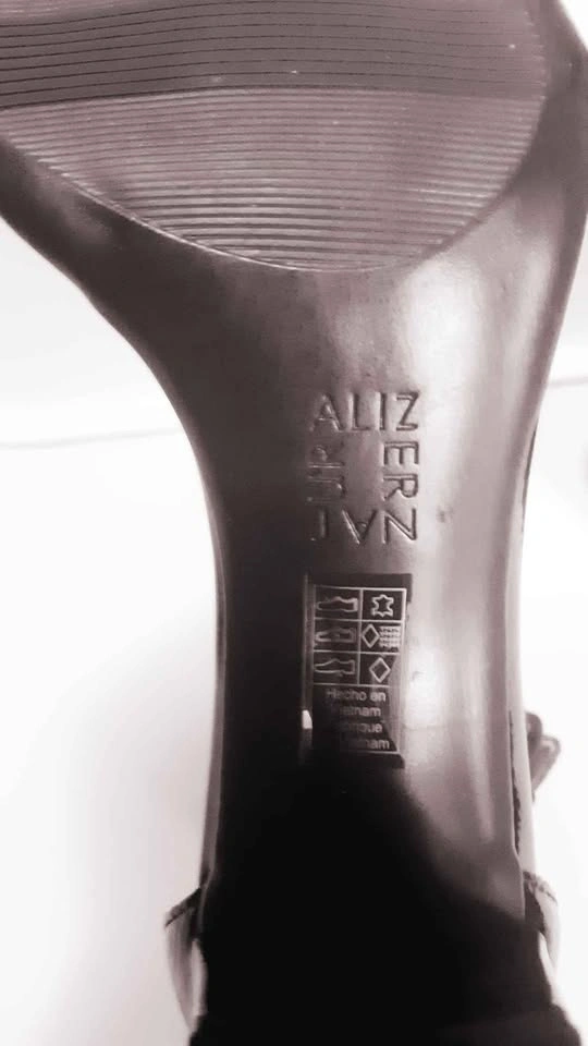 Naturalizer Vera Black Patent Leather Block Heels Size 7 Wide - photo 5