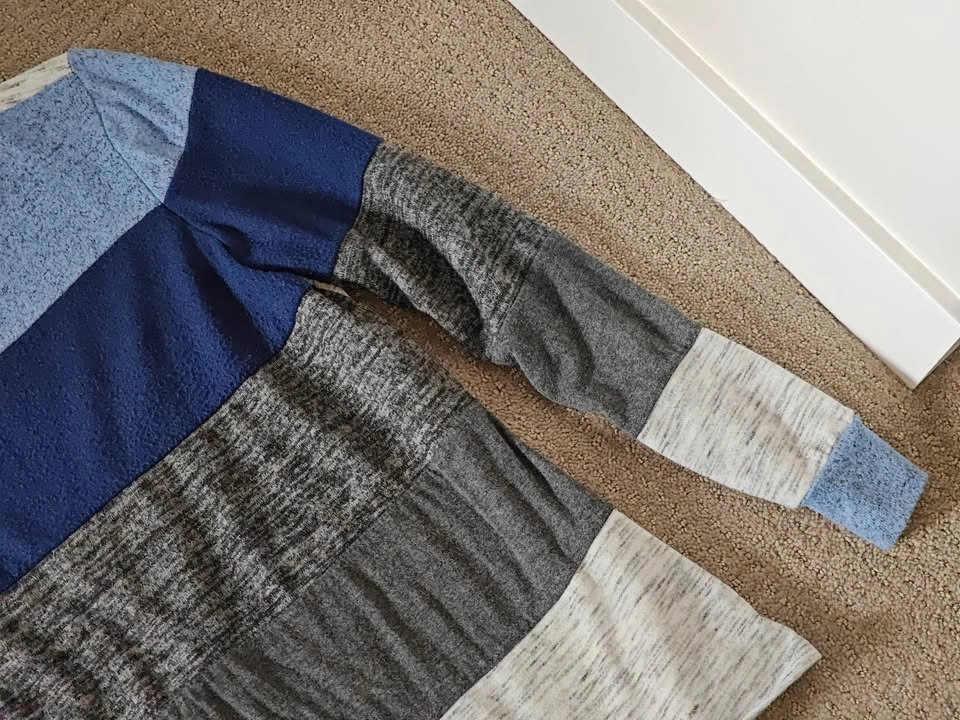 Egs by Eloges - Women Stripe Tunic Sweater Top - Size Small - photo 4