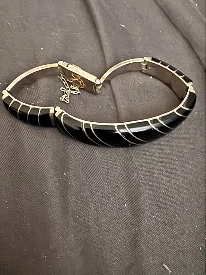 Vintage Mexican 950 Silver and Black Onyx Inlay Bangle Bracelet