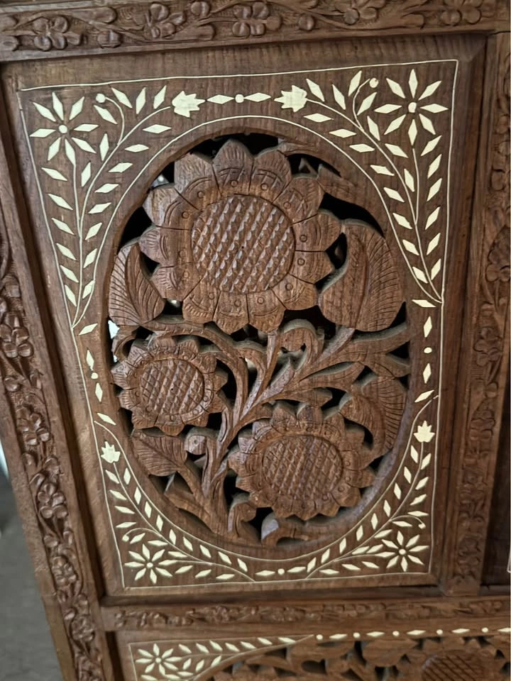 Antique Hand-Carved Teak Wood 4-Panel Room Divider with Inlay - photo 2